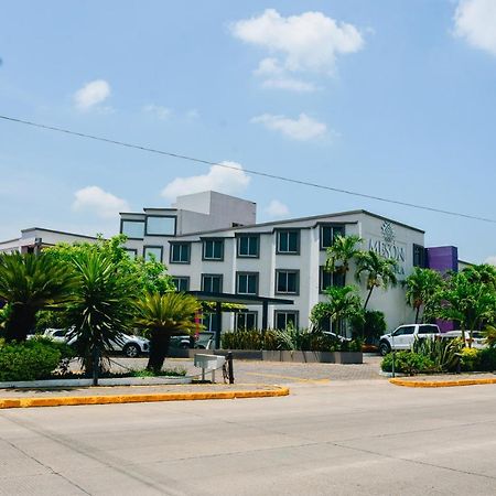 Hotel Meson De La Chinantla Tuxtepec Екстериор снимка