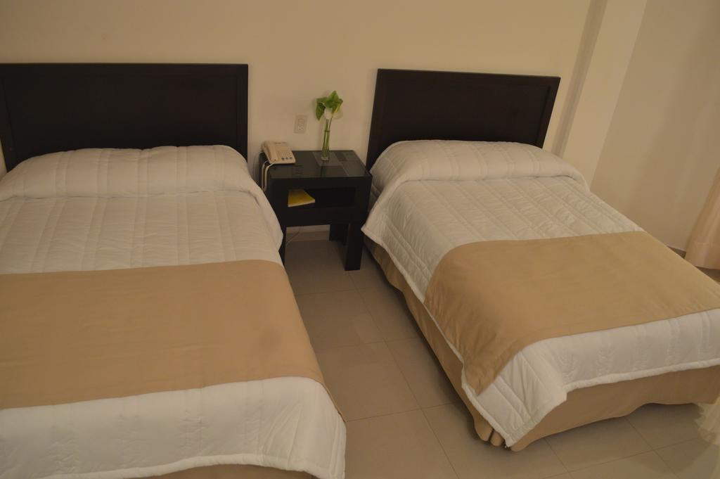 Hotel Meson De La Chinantla Tuxtepec Екстериор снимка
