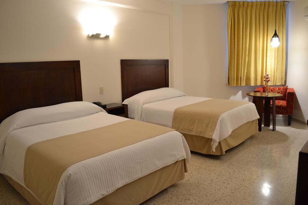 Hotel Meson De La Chinantla Tuxtepec Екстериор снимка