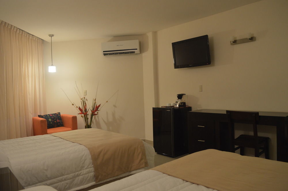 Hotel Meson De La Chinantla Tuxtepec Екстериор снимка