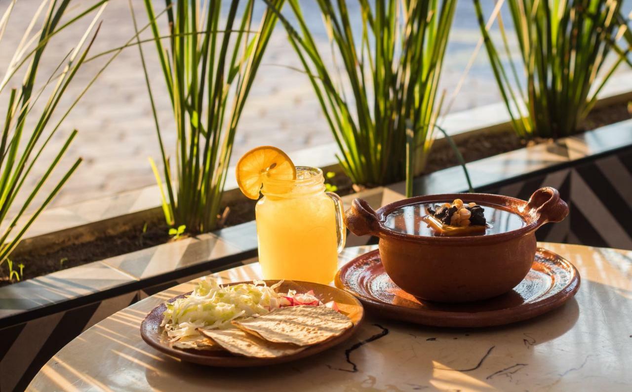 Hotel Meson De La Chinantla Tuxtepec Екстериор снимка